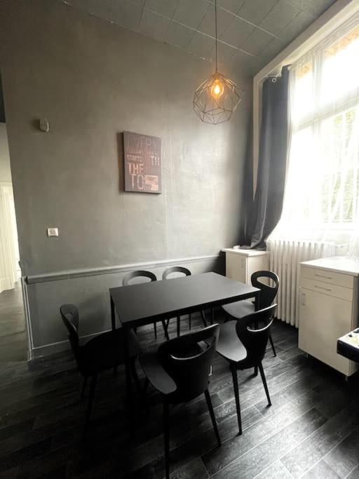 Agreable Maison De Ville Dans La Plus Belle Avenue Orlean Zewnętrze zdjęcie