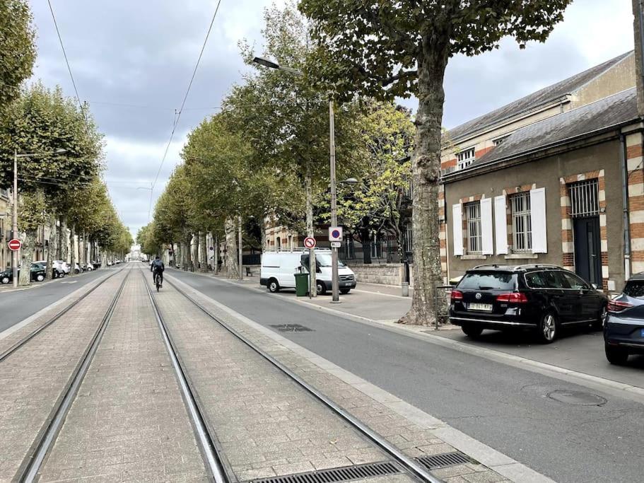 Agreable Maison De Ville Dans La Plus Belle Avenue Orlean Zewnętrze zdjęcie