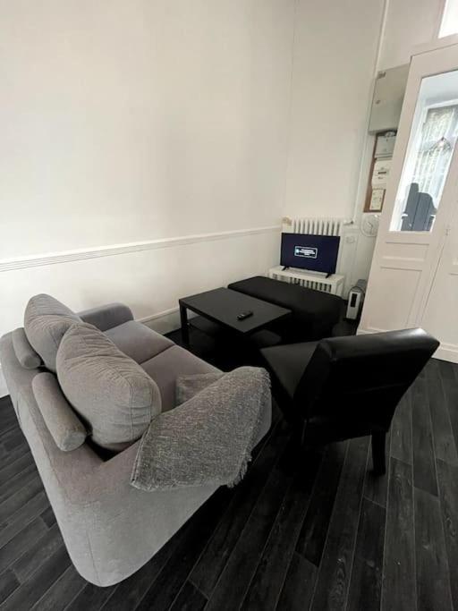 Agreable Maison De Ville Dans La Plus Belle Avenue Orlean Zewnętrze zdjęcie